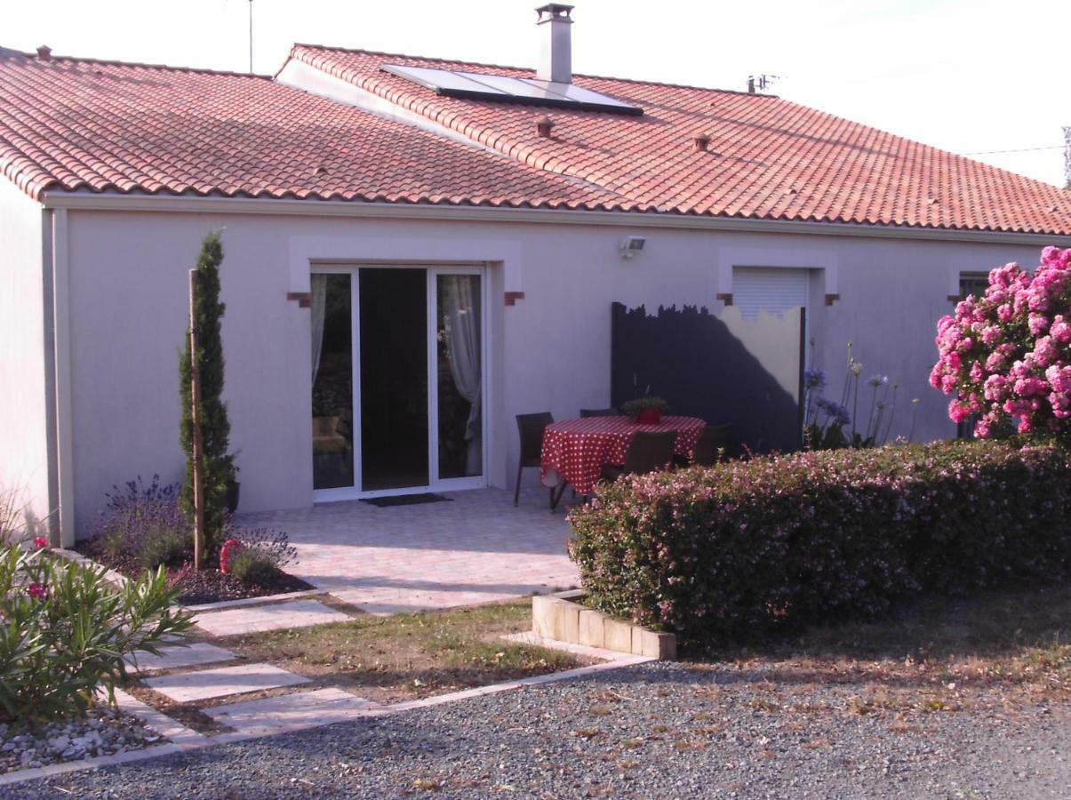 Gite Le Logis Mouchamps Eksteriør billede